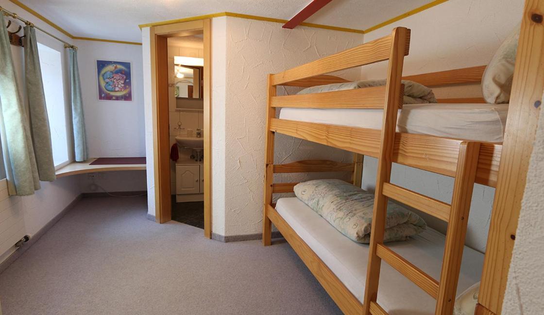 Hotel Alpina Grächen Eksteriør bilde