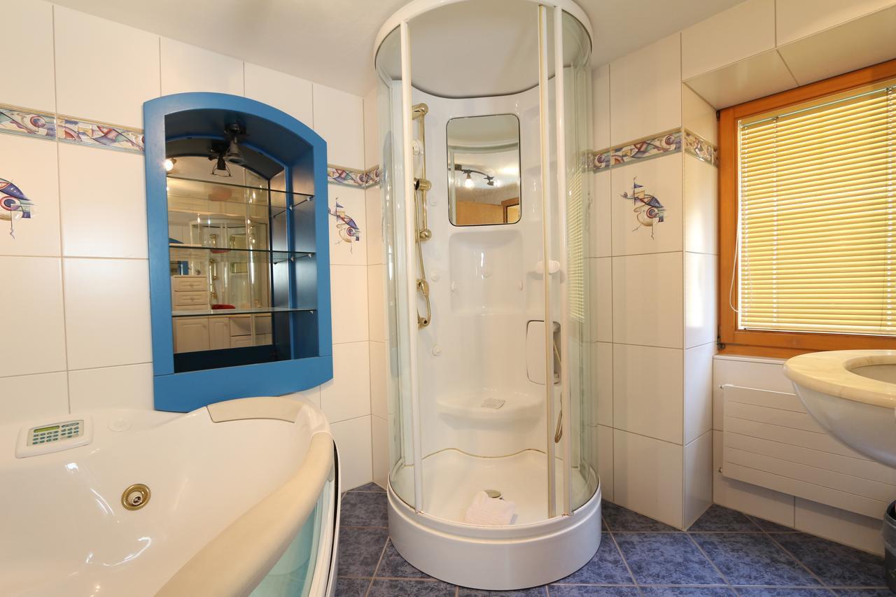 Hotel Alpina Grächen Eksteriør bilde
